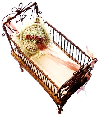 Tillie Memmer Wicker Crib